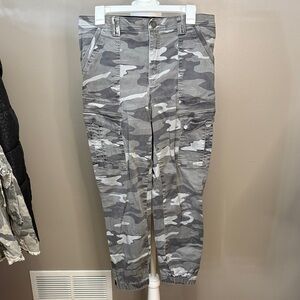 Women's Gray Camouflage Cropped Pants